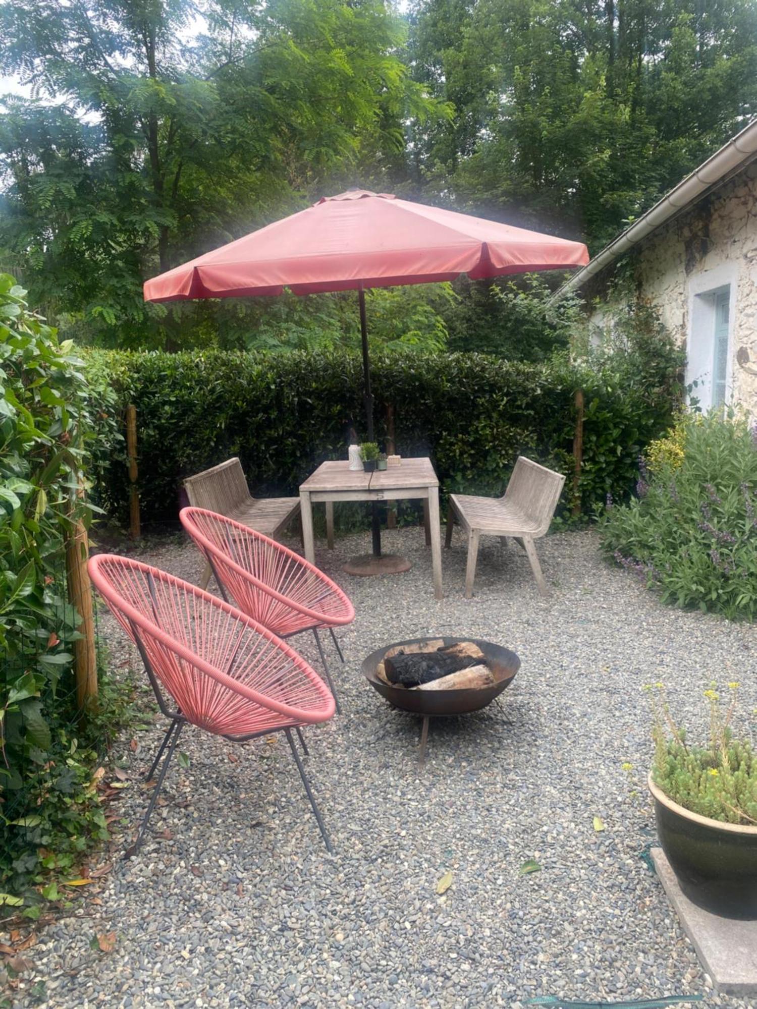 Gites Libellule Aleu Extérieur photo